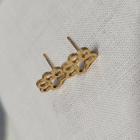 Pawprint Gold Hollow Stud Earrings, unisex, choice of color - Picture 7 of 9